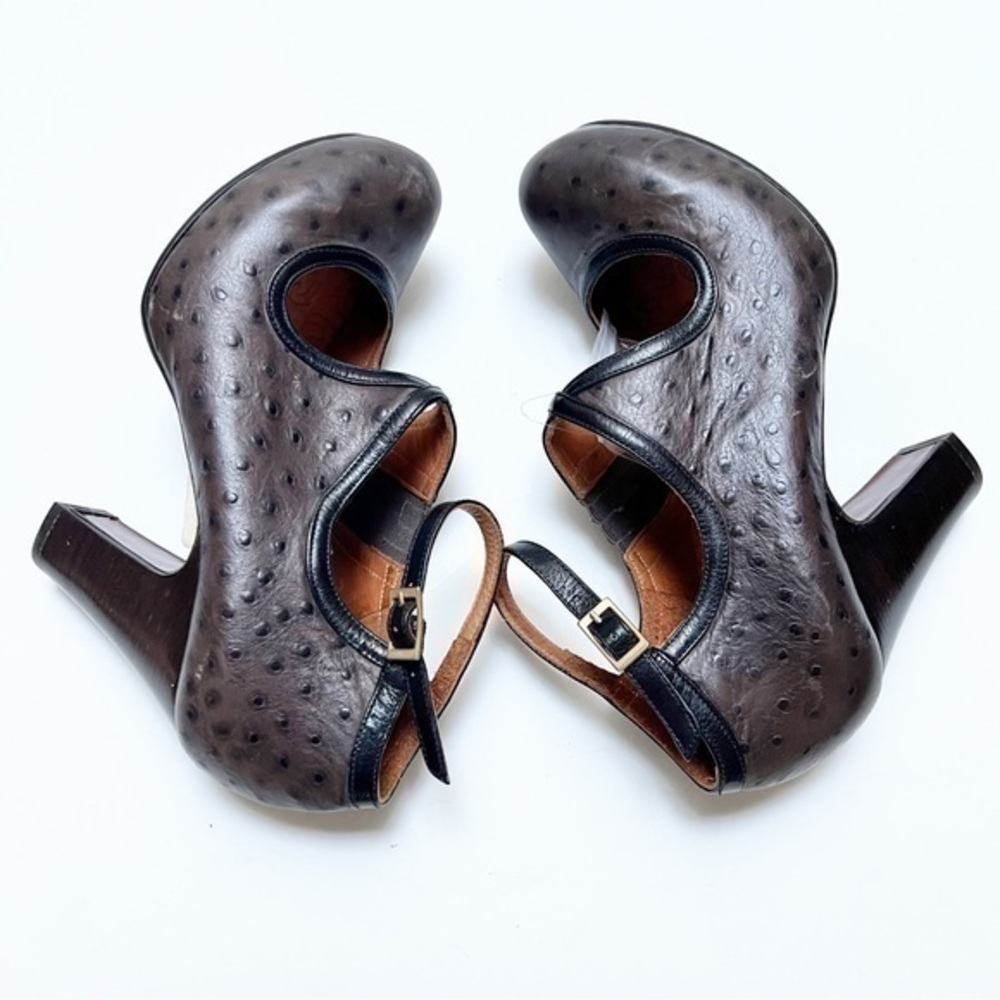 💋Anthropologie leather Chie Mithras heels. Size 37.5 or size 7 in US